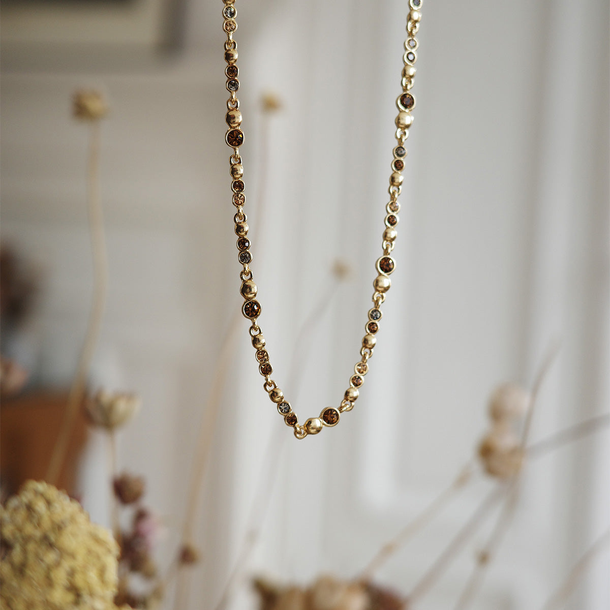 Glowing tones Necklace