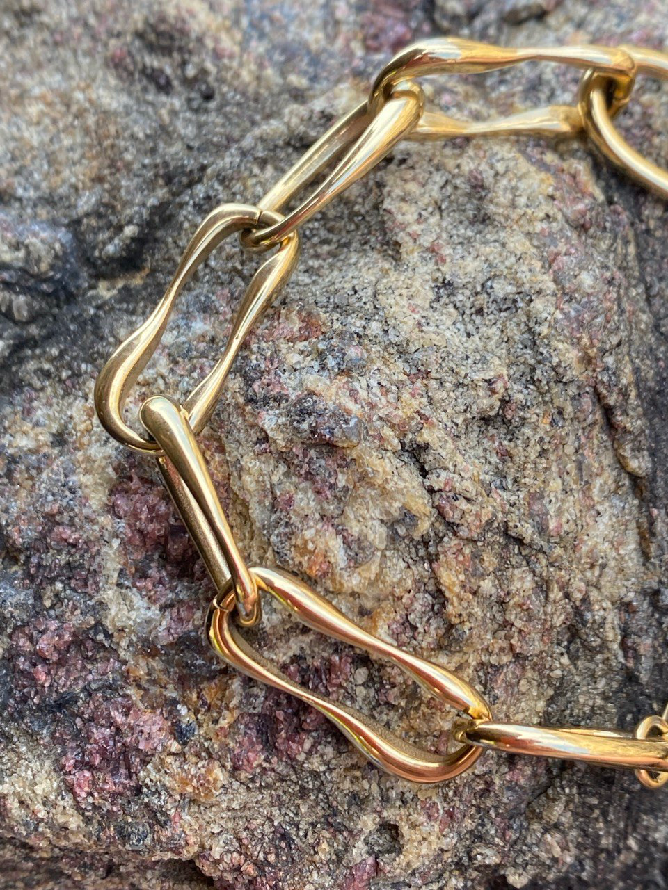 Organic chains